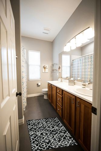 Wonnitar Moroccan Washable Area Rug in Wooden and Grey Bathroom