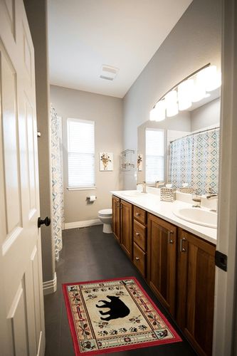 Rustic Lodge Bear Red 2x3 Area Rug, 2'2x3'3 in Wooden and Grey Bathroom