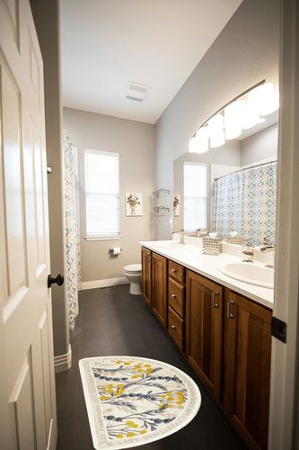 Islafeliz Bathroom Rug Mat,Half Round Non-Slip Machine Washable Bath Mat,Flower and Grass Pattern for Bathroom, Kitchen, Bedroom (Large, 29.5"×17.7") in Wooden and Grey Bathroom