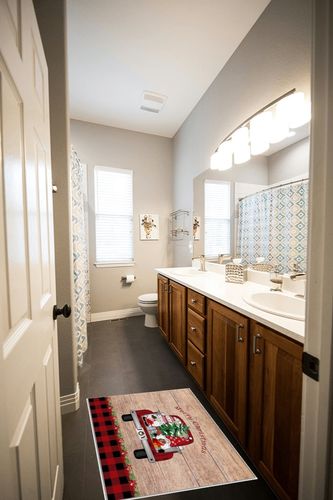 Area Rug, Snowflake Red Truck with Xmas Tree Gnome Red Buffalo Plaid Christmas Rug, 2x3 Feet Rugs for Living Room Bedroom Kids Room Kids Room Nursery Classroom, Non-Slip Comrft Carpet Washable Rug in Wooden and Grey Bathroom