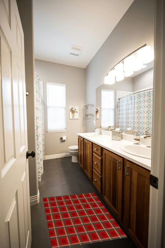 Area Rug 2x3 Feet, Christmas Red Buffalo Check Rug, Rugs for Living Room Decor Bedroom Decor Kids Room, Non-Slip Living Room Rugs, Comrft Carpet Washable Rug in Wooden and Grey Bathroom