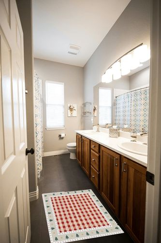 Area Rug, Merry Christmas Xmas Trees on Red Buffalo Check Plaid Rug, 2x3 Feet Rugs for Living Room Bedroom Kids Room Kids Room Nursery Classroom, Non-Slip Comrft Carpet Washable Rug in Wooden and Grey Bathroom