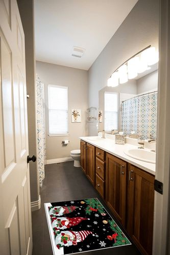 Area Rug 2x3 Feet, Xmas Tree Cardinals Snowflake Christmas Gnome Rug, Rugs for Living Room Decor Bedroom Decor Kids Room, Non-Slip Living Room Rugs, Comrft Carpet Washable Rug in Wooden and Grey Bathroom