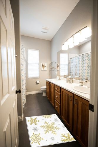 Rectangular Area Rug for Living Room, Bedroom, Christmas Non-Slip Residential Carpet, Kitchen Rugs, Yellow Gray Winter Snowflake Christmas Floor Mat with Rubber Backing 2' x 3' in Wooden and Grey Bathroom