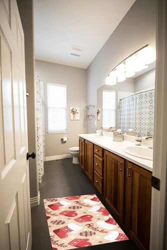 ALAZA Christmas Red Hats Socks Pattern Kitchen Floor Mat 39x20 Inch,Non-Slip Soft Washable Floor Mat Rug for Hallway Entryway Living Room Bedroom Dorm Office Home Decor in Wooden and Grey Bathroom