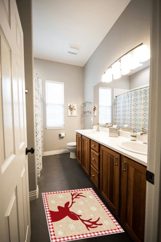 Area Rug, Red Buffalo Check Plaid Elk Head Christmas Rug, 2x3 Feet Rugs for Living Room Bedroom Kids Room Kids Room Nursery Classroom, Non-Slip Comrft Carpet Washable Rug in Wooden and Grey Bathroom