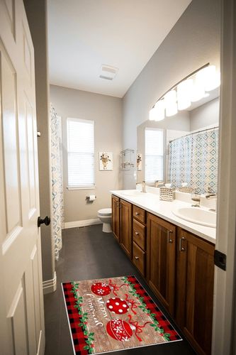 Area Rug, Red Buffalo Plaid Wood Grain Christmas Buffalo Plaid Ball Rug, 2x3 Feet Rugs for Living Room Bedroom Kids Room Kids Room Nursery Classroom, Non-Slip Comrft Carpet Washable Rug in Wooden and Grey Bathroom