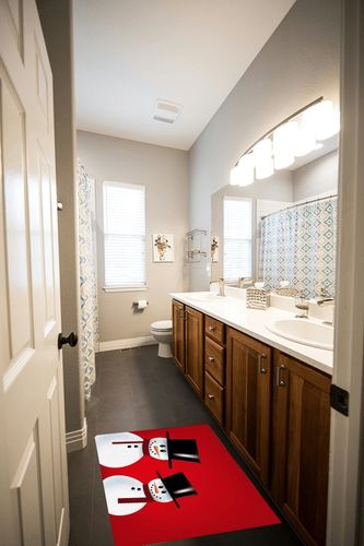 Area Rugs Non-Slip Washable Rug Christmas Theme Snowman Pattern Red Background Indoor Rug Rubber Backing Floor Mats Home Decor Carpet for Living Room Dining Room Non Shedding 2x3 Ft in Wooden and Grey Bathroom