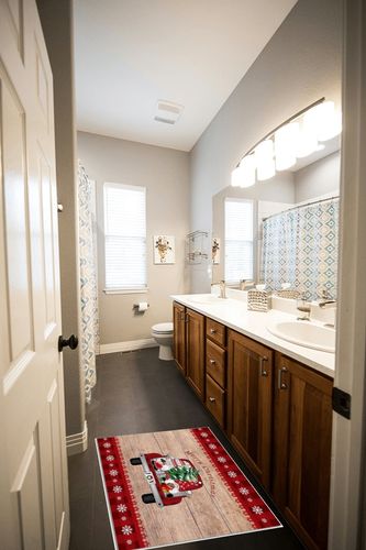 Area Rug, Red Buffalo Plaid Snowflake Snowman Vintage Red Truck Merry Christmas Rug, 2x3 Feet Rugs for Living Room Bedroom Kids Room Kids Room Nursery Classroom, Non-Slip Comrft Carpet Washable Rug in Wooden and Grey Bathroom