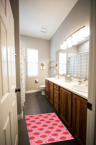 Pink Strawberry Dot Bathroom Rugs Fluffy Absorbent Bath Mat Machine Washable Soft Microfiber Shaggy Kitchen Mat Non Slip Carpet Runner for Doorway Porch Kitchen Bathroom Farmhouse in Wooden and Grey Bathroom