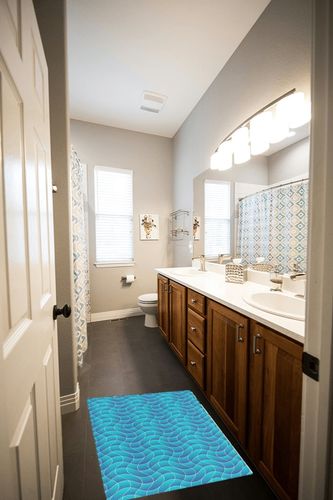 Abstract Art Plush Shag Bath Rugs Blue Wave Stripe Soft Fluffy Floor Doormat Carpet,Non-Slip Door Mats for Living Room Bedroom Kitchen Entryway Aesthetic Geometric Plaid in Wooden and Grey Bathroom