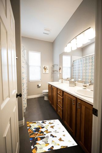 Farmhouse Butterfly Plush Shag Bath Rugs Chic Orange Yellow Flying Animal Soft Fluffy Floor Doormat Carpet,Non-Slip Door Mats for Living Room Bedroom Kitchen Entryway White in Wooden and Grey Bathroom