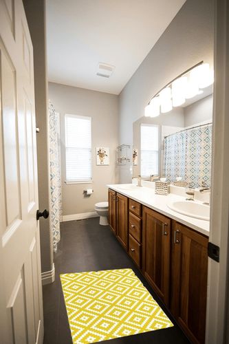 Geometric Plush Shag Bath Rugs Abstract Diamond Plaid Soft Fluffy Floor Doormat Carpet,Non-Slip Door Mats for Living Room Bedroom Kitchen Entryway Yellow Geometrical Art in Wooden and Grey Bathroom