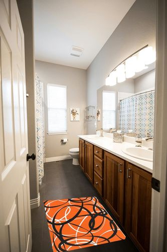 Abstract Yellow White Plush Shag Bath Rugs Color Striped on Orange Soft Fluffy Floor Doormat Carpet,Non-Slip Door Mats for Living Room Bedroom Kitchen Entryway Aesthetic in Wooden and Grey Bathroom