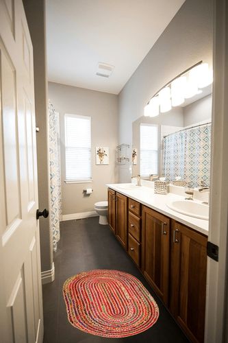 KEMA Jute Cotton Multi Chindi Braid Rug 2X3' Feet, Multi Color, Hand Woven & Reversible for Living Room Kitchen Entryway Rug,Jute Burlap Cotton Rag Rug 24x36 inch, Farmhouse Rag Rug, Rustic Rug in Wooden and Grey Bathroom