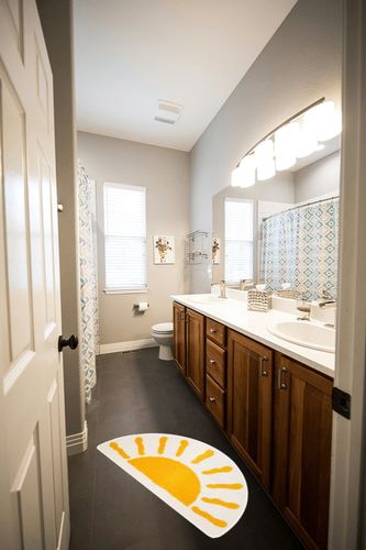 Bathroom Rugs Mat Half Circle - Cute Sun Fun White Yellow Boho Bath Mats Non Slip, Soft Absorbent Microfiber Bohemian Rug, Semi Round Machine Washable Rubber Rugs for Floor Bedroom Toilet Door Bathmat in Wooden and Grey Bathroom