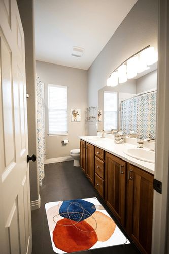 Large Area Rugs 2' x 3' Modern Throw Carpet Floor Cover Nursery Rugs for Children, Blue Orange Red Boho Indoor/Outdoor Rugs for Living Room/Bedroom Middle Century Modern Geometric Abstract Aesthetics in Wooden and Grey Bathroom