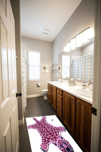 Leopard Print Rug Faux Animal Printed Cowhide Skin Rug Cheetah Area Rugs Carpet Cute Leopard Rugs for Playroom Livingroom, 43.2in L x 28.8in W / 2.4 x3.6 Feet (Pink) in Wooden and Grey Bathroom