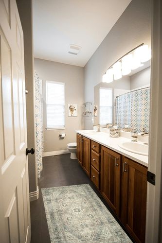 Magnolia Home by Joanna Gaines x Loloi Sinclair SIN-04 Collection Machine Washable Natural / Sage 2'-3" x 3'-9" Accent Rug in Wooden and Grey Bathroom