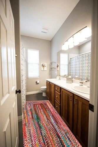 ‎Multi ‎Farmhouse ‎Braided ‎Kitchen, Bedroom, Living Room, Hallway, Dining Room ‎Area Rug in Wooden and Grey Bathroom