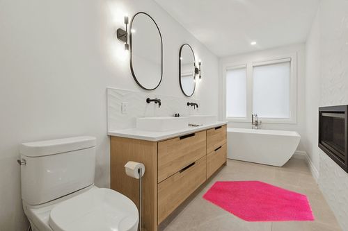 junovo Ultra Soft Rug in Scandinavian Neutral bathroom