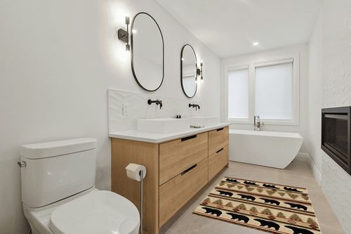 Rustic Lodge, Bear Cabin 4x5 Area Rug, 3'11"x5'3" Multi 7482 in Scandinavian Neutral bathroom