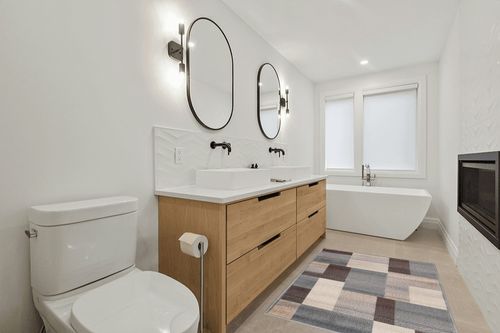 ‎Grey-brown ‎Modern Eclectic ‎Stain Resistant Area Rug in Scandinavian Neutral bathroom