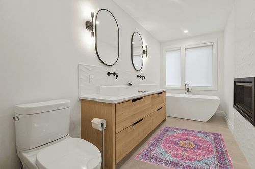 nuLOOM Verona Vintage Persian Area Rug, 4' x 6', Pink in Scandinavian Neutral bathroom