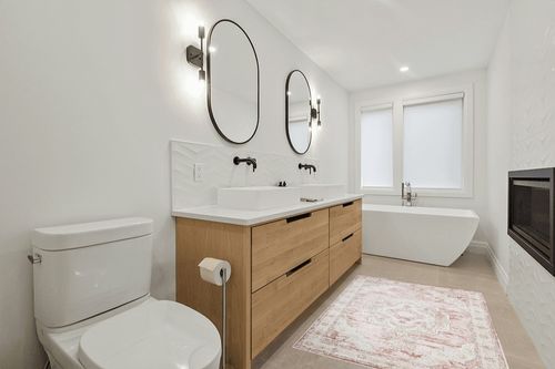 Kandos Distressed Faded Traditional Oriental Style Living Room Area Rug - Vintage Medallion Farmhouse Style - Bohemian Carpet - 3'11" x 5'7" in Scandinavian Neutral bathroom