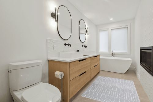 Seavish Moroccan Trellis Rug 4x6 Light Grey Rugs for Living Room Vintage Diamond Machine Washable Area Rugs Soft Non Slip Farmhouse Rug Indoor Outdoor Floor Carpet for Bedroom Entryway Nursery Room in Scandinavian Neutral bathroom