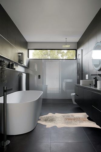 Loloi II Bryce Collection BZ-07 Pewter/Gold, Contemporary 3'-10" x 5' Accent Rug in Black Modern Bathroom