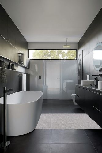 Martha Stewart Collection by SAFAVIEH 4' x 6' Grey/Ivory MSR484F Contemporary Geometric Cotton Area Rug in Black Modern Bathroom