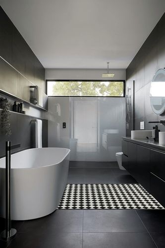 nuLOOM Myka Checkered Indoor/Outdoor Area Rug, 4x6, Black and White in Black Modern Bathroom