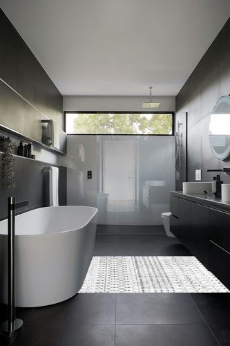 nuLOOM Moroccan Blythe Area Rug, 4x6, White And Black in Black Modern Bathroom