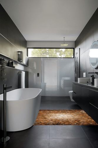 Sunshine Cowhides Cowhide Patchwork Area Rug Chevron Brindle Degrade Tricolor 4 x 6' in Black Modern Bathroom