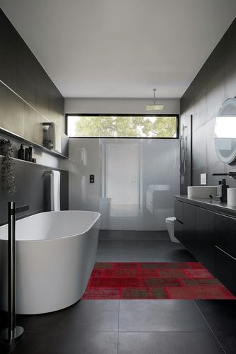 BESPOKY 3'11" x 5'11" (120x180 Cm) Iskece Red Vintage Wool Handmade Area Rug in Black Modern Bathroom