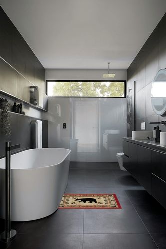 Rustic Lodge Bear Red 2x3 Area Rug, 2'2x3'3 in Black Modern Bathroom