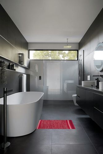 DII Variegated Recycled Yarn Modern Edge Stripe, 2x3', Red in Black Modern Bathroom