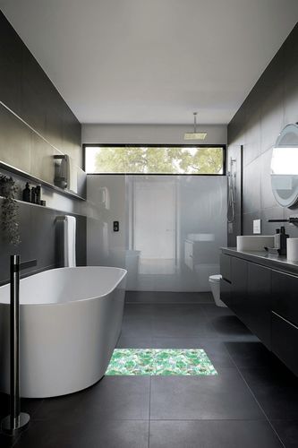 Watercolor Spots Bathroom Shag Doormat Summer Underwater Seaweed Water Absorbent Bath Rug Floor Mat Washable Fluffy Plush Indoor Area Rugs Cozy Welcome Carpet Green Plant in Black Modern Bathroom