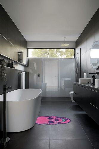 Pink Skull Front Door Mat Indoor Outdoor Doormat,Non-Slip Silk Loop Carpet,Rug for Entryway, Home Entrance, Patio, High Traffic Areas 32"X20" in Black Modern Bathroom