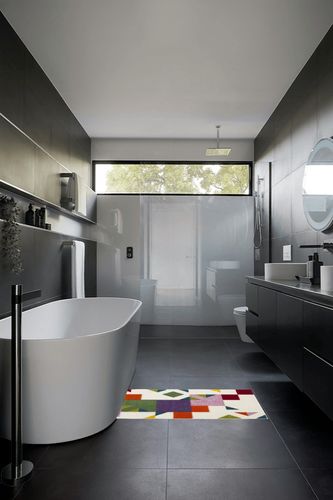 SAFAVIEH Hollywood Collection Accent Rug - 2'3" x 4', Ivory & Rose, Mid-Century Modern Design, Non-Shedding & Easy Care, Ideal for High Traffic Areas in Entryway, Living Room, Bedroom (HLW702A) in Black Modern Bathroom