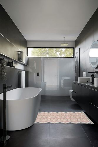 Wool Hand Made Contemporary Area Rug in Black Modern Bathroom