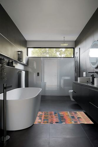 Dash and Albert Paint Chip Coral Hand Micro Hooked Wool Rug, 3 X 5 Feet, Multi/Pink Geometric Pattern in Black Modern Bathroom