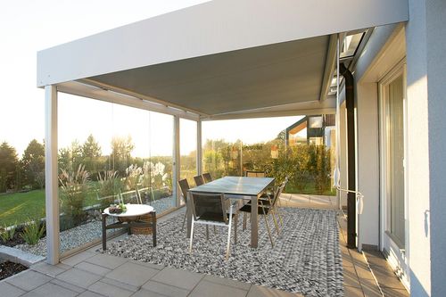 BELLEZE Area Rug Modern Solid Colored Indoor Outdoor Rug, Accent Rug for Patio, Living Room or Kitchen, Luxury Bohemian Style Home Decor, 8' x 10' - Light Gray in Silver and Grey Outdoor Patio