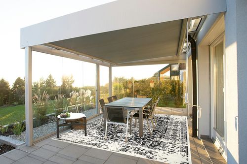 nuLOOM Jordana Vintage Distressed Medallion Area Rug, 8x10, Black and White in Silver and Grey Outdoor Patio