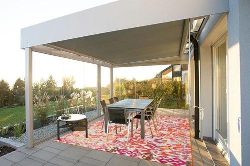 SAFAVIEH Madison Collection Area Rug - 8' x 10', Orange & Ivory, Boho Distressed Design, Non-Shedding & Easy Care, Ideal for High Traffic Areas in Living Room, Bedroom (MAD444P) in Silver and Grey Outdoor Patio