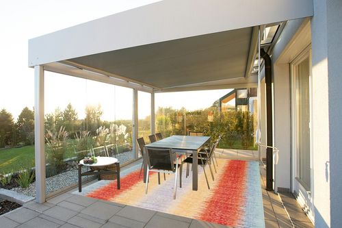 SAFAVIEH Windsor Collection Area Rug - 8' x 10', Yellow & Purple, Shabby Chic Boho Distressed Design, Non-Shedding & Easy Care, Ideal for High Traffic Areas in Living Room, Bedroom (WDS304C) in Silver and Grey Outdoor Patio