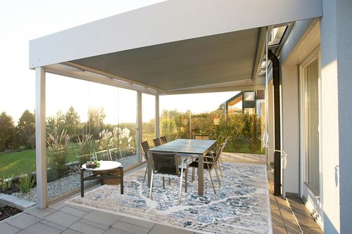 Cream Modern Stain Resistant, Durable, Fade Resistant Area Rug in Silver and Grey Outdoor Patio