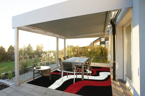 RINOLO "Aria Collection Soft Pile Hand Tufted Shag Area Rug (Black, Red, White, 8' x 11') in Silver and Grey Outdoor Patio