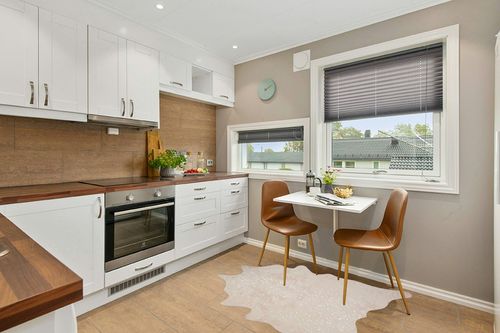 Loloi II Bryce Collection BZ-08 Ivory/Champagne 3'-10" x 5' Accent Rug in Wood and White Small Kitchen